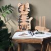 Lámpara Tigre de Madera LED - Imagen 5